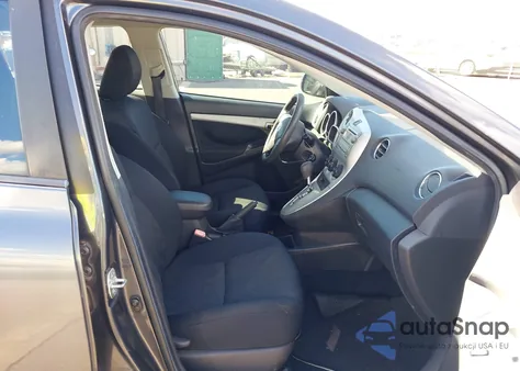 2010 Toyota Matrix из США, поврежденный, VIN 2T1KU4EE3AC318517